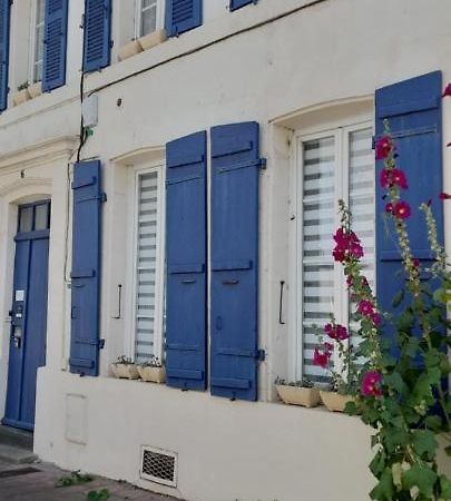 Residence Les Volets Bleus: Studio De 30 M² Classe 2 * 罗什福尔 外观 照片