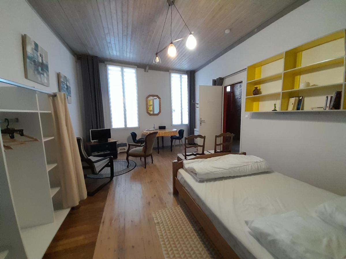 Residence Les Volets Bleus: Studio De 30 M² Classe 2 * 罗什福尔 外观 照片